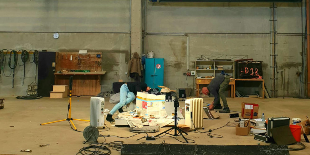 work on the object: transit pieces